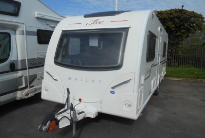 Product image for 2018 Bailey Jive 530/4